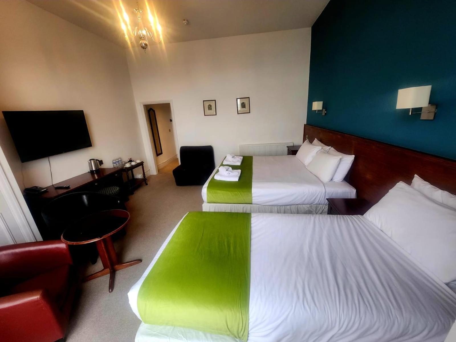 Keppels Head Hotel Портсмут Екстер'єр фото