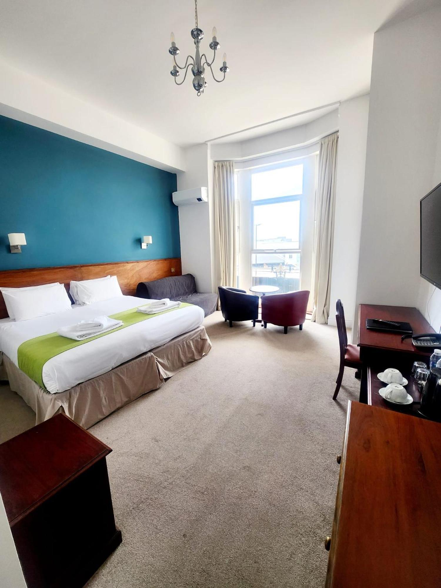 Keppels Head Hotel Портсмут Екстер'єр фото